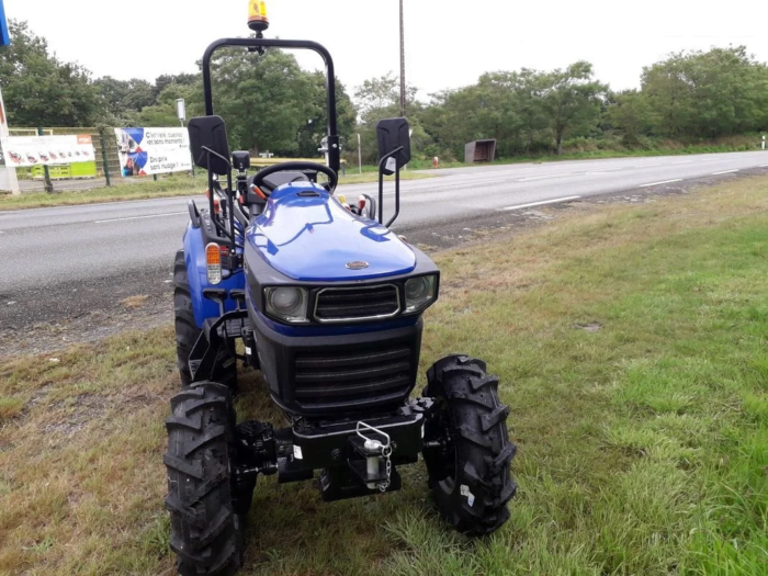 TRACTEUR-FARMTRAC-FT30